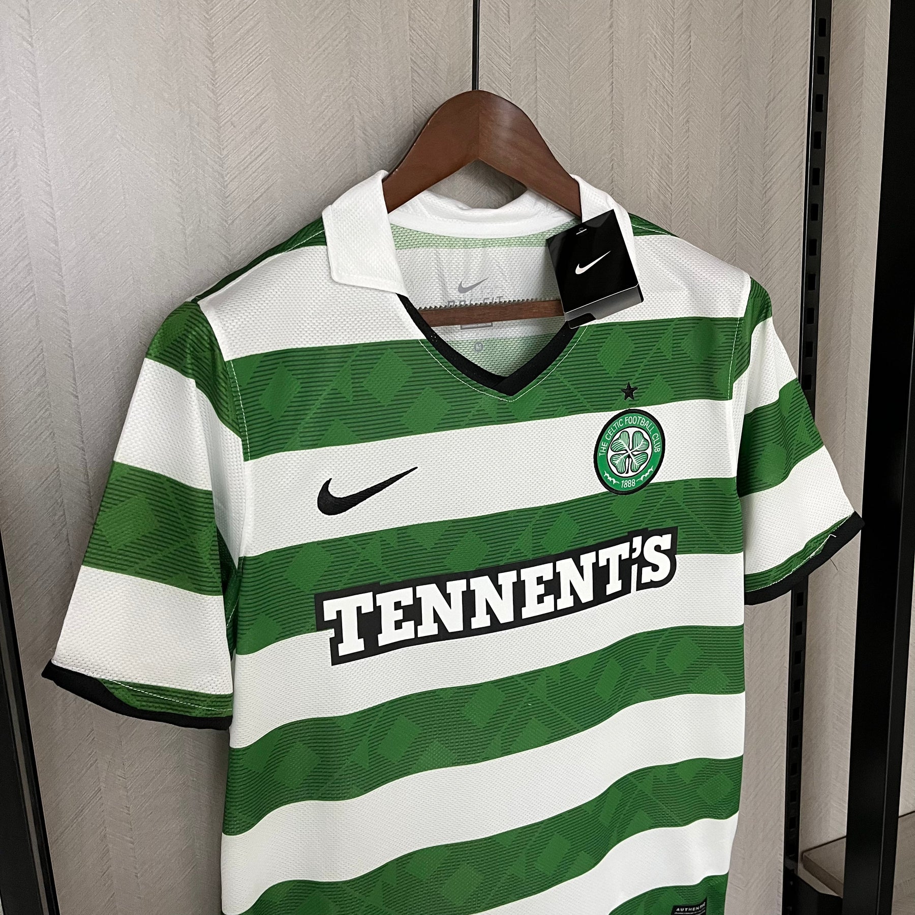 Celtic Retro  2010/12 Home