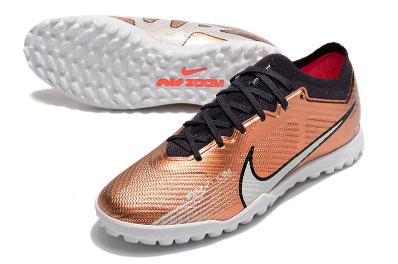 Chuteira Society Nike Air Zoom TF Marrom - Low