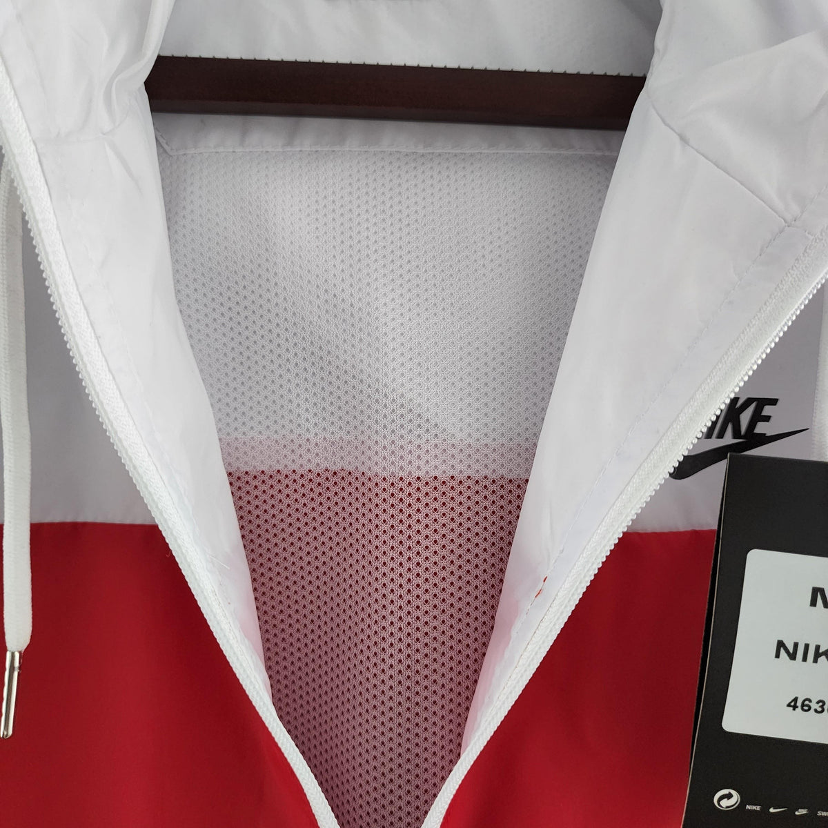 Corta Vento Nike - Vermelha